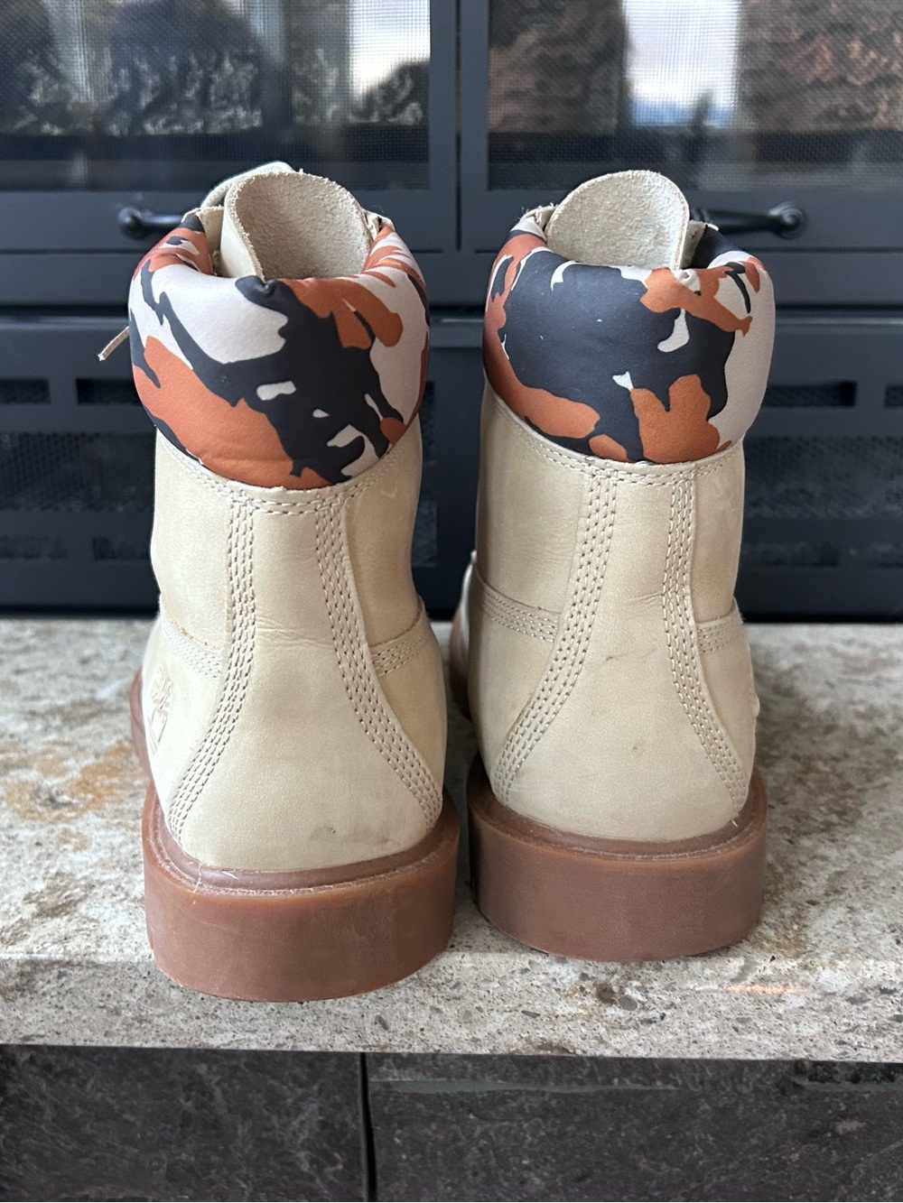 Timberland 6" Premium Boots – Light Beige Nubuck/Orange Camo - Picture 4 of 7